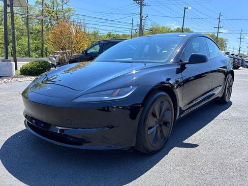 Used 2024 Tesla Model 3 Standard Range RWD image 3