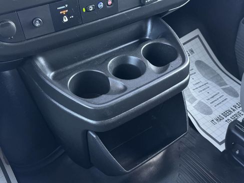 Used 2019 Chevrolet Express 2500 2500 3dr Cargo Van w/ Driver Convenience Package image 21