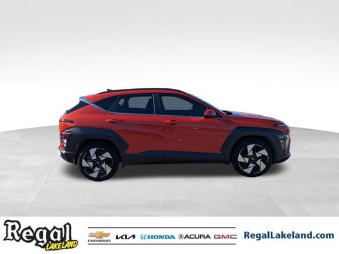 Used 2025 Hyundai Kona Limited image 3