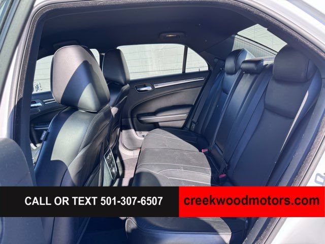 Used 2013 Chrysler 300 C RWD image 11