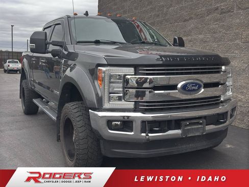 Used 2019 Ford F350 Lariat w/ Lariat Ultimate Package AWD/4WD image 1