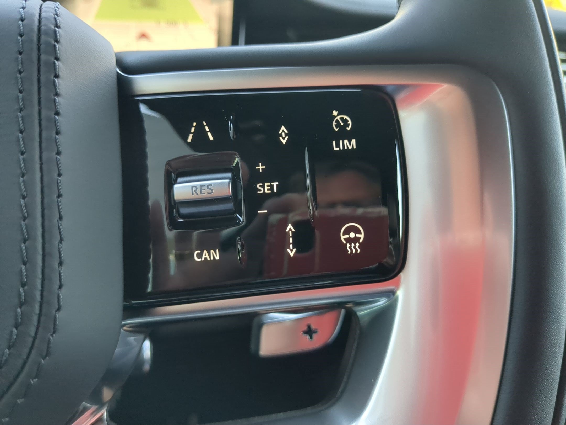 New 2026 Land Rover Range Rover SE AWD/4WD image 17