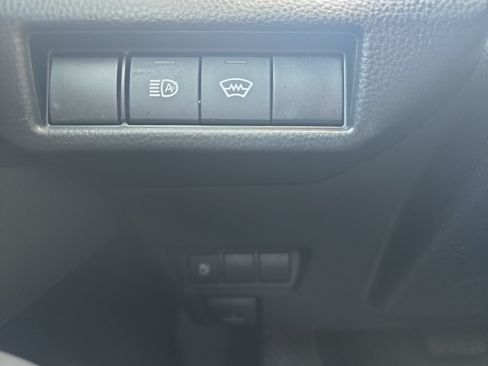 Used 2024 Toyota Prius LE FWD image 23