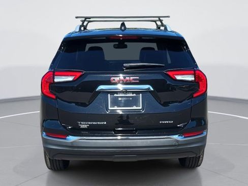 Used 2022 GMC Terrain SLT w/ Infotainment Package II image 4