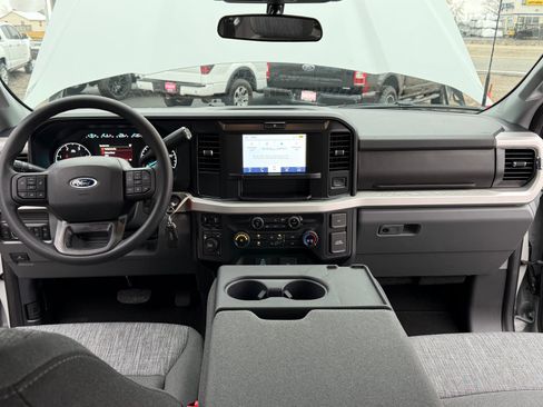 New 2026 Ford F350 XLT image 30