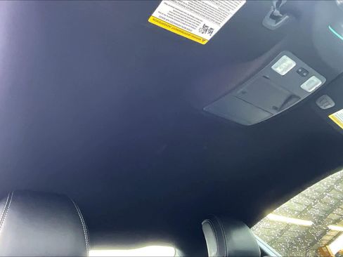 Used 2025 Ford Mustang Premium image 13