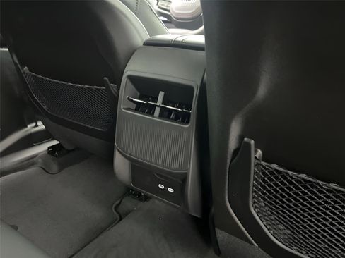 Used 2025 Jeep Wagoneer S Limited image 30