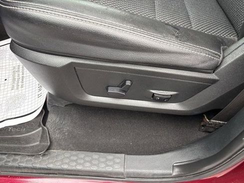 Used 2018 RAM 1500 Sport image 12