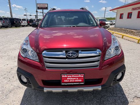 Used 2014 Subaru Outback 2.5i Limited AWD/4WD image 8
