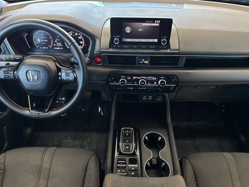 Certified 2025 Honda Pilot Sport image 13
