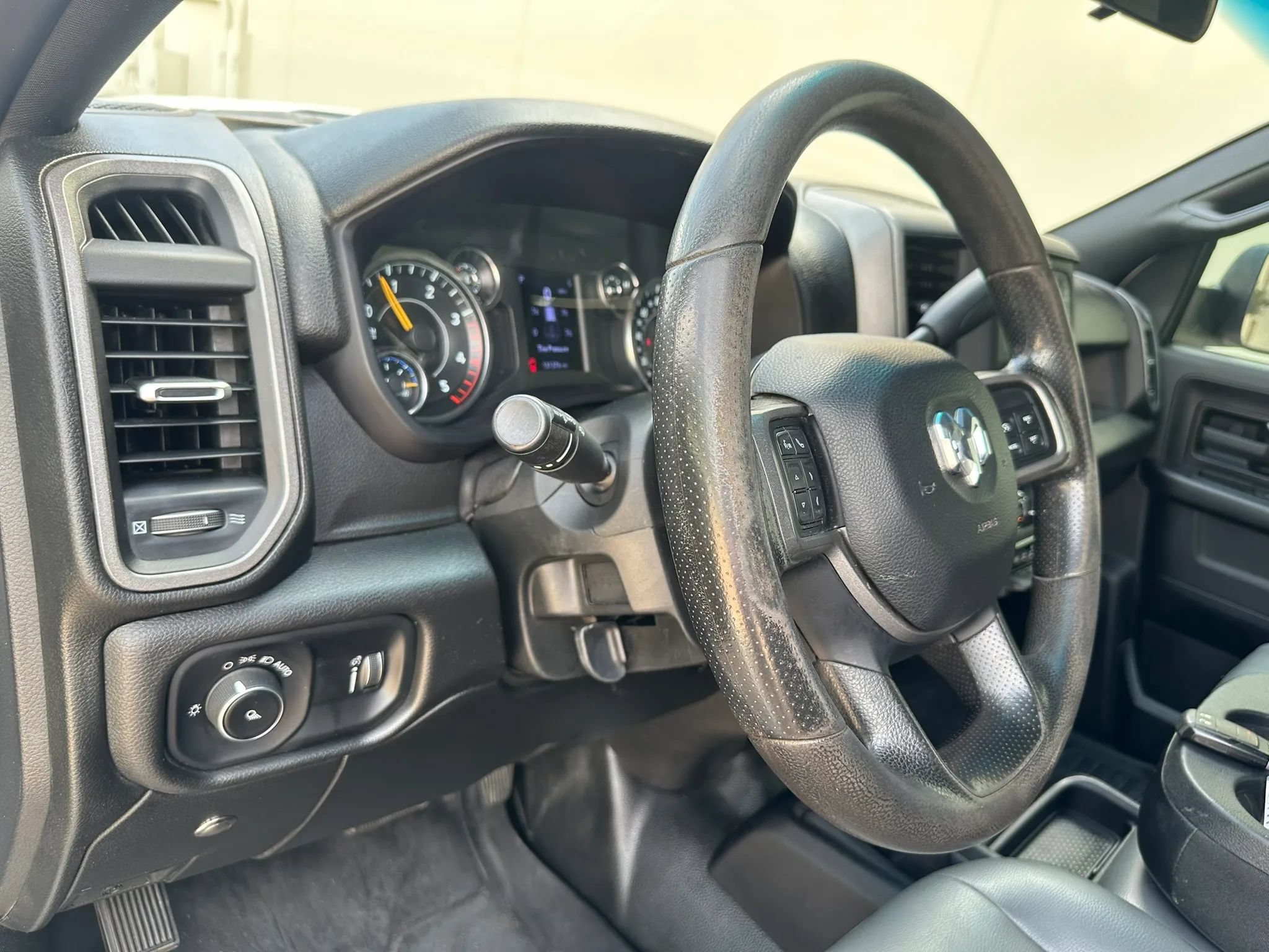 Used 2021 RAM 3500 Tradesman w/ Chrome Appearance Group AWD/4WD image 32