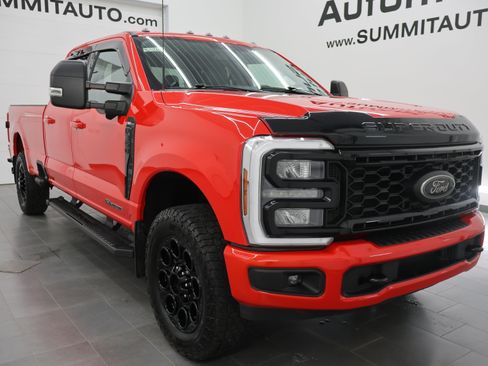 Used 2025 Ford F350 XLT w/ Black Appearance Package AWD/4WD image 2