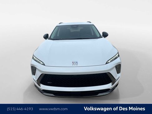 Used 2024 Buick Envision Sport Touring image 7