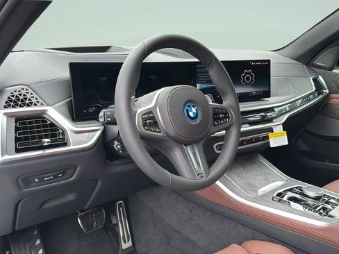 New 2026 BMW X5 xDrive50e w/ M Sport Package image 17