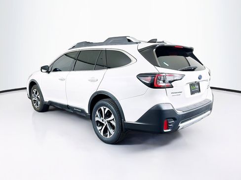Used 2021 Subaru Outback Touring XT AWD/4WD image 5