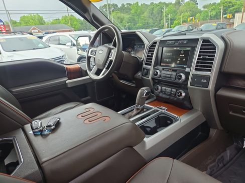 Used 2015 Ford F150 King Ranch w/ Equipment Group 601A Luxury AWD/4WD image 33