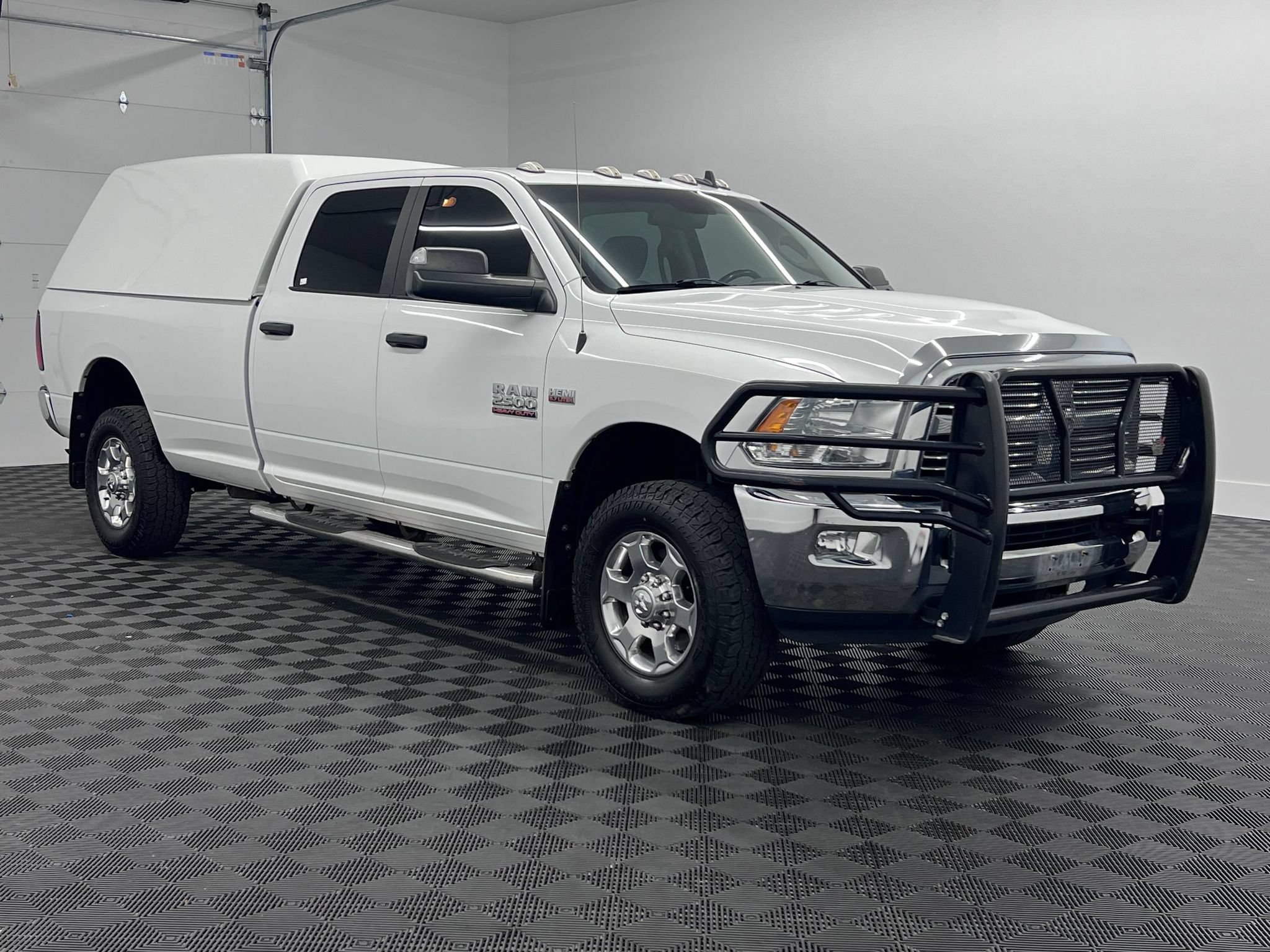 Used 2018 RAM 2500 SLT w/ Protection Group AWD/4WD image 7