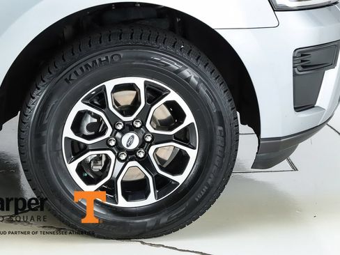 Used 2024 Ford Expedition XLT AWD/4WD image 51