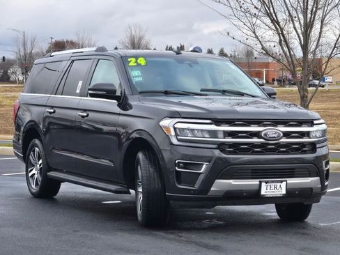 Used 2024 Ford Expedition Max Limited image 3