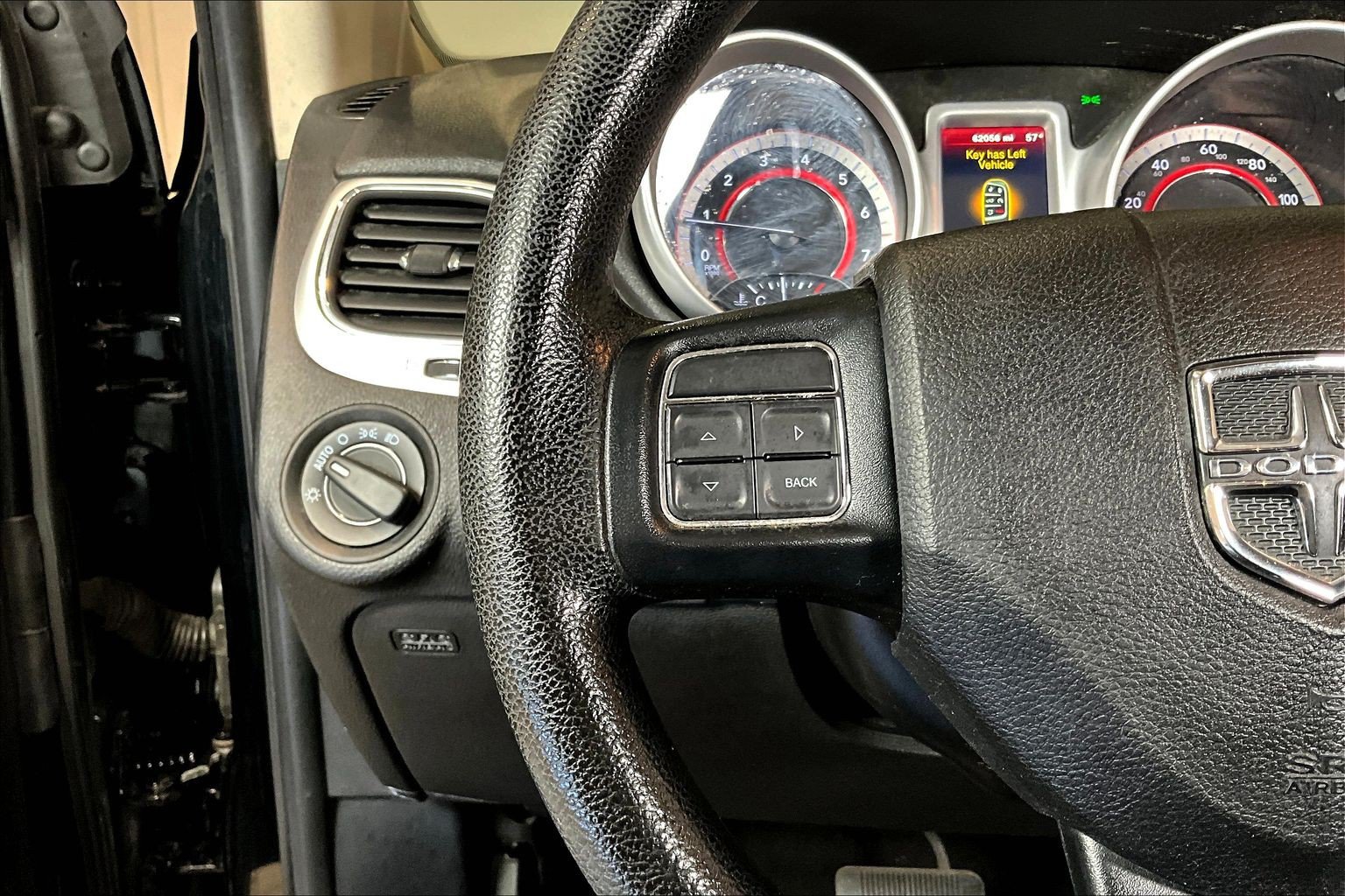 Used 2020 Dodge Journey SE w/ Blacktop Package FWD image 12