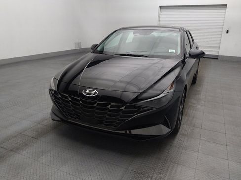 Used 2023 Hyundai Elantra Limited FWD image 15