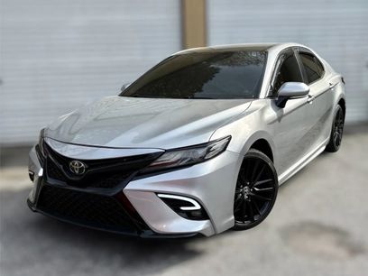 Used 2019 Toyota Camry SE w/ Convenience Package