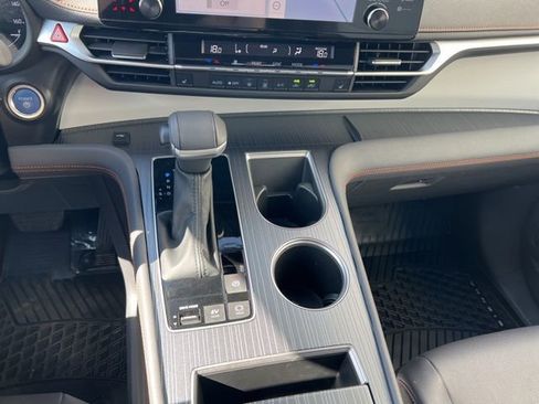 Used 2024 Toyota Sienna XSE image 13