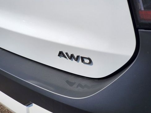 New 2026 Nissan Kicks SV w/ Cold Weather Package image 8