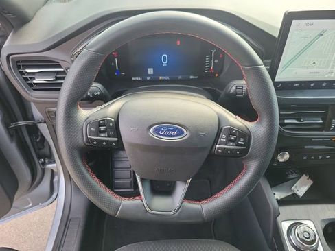 Certified 2024 Ford Escape ST-Line w/ Tech Pack #1 image 14