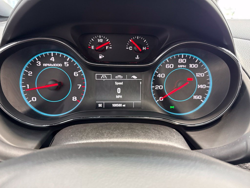 Used 2017 Chevrolet Cruze LT FWD image 19