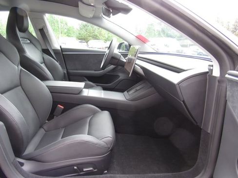 Used 2024 Tesla Model 3 Performance AWD/4WD image 18