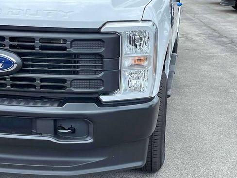 New 2026 Ford F350 XL AWD/4WD image 9