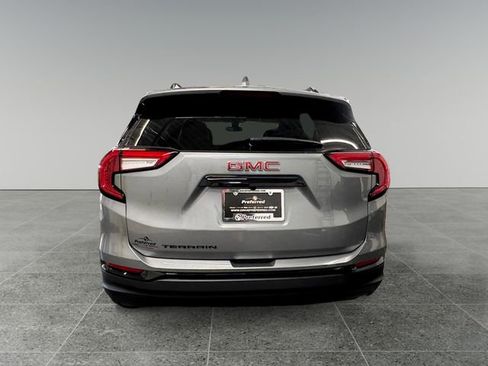 Used 2023 GMC Terrain SLE w/ Driver Convenience Package FWD image 23
