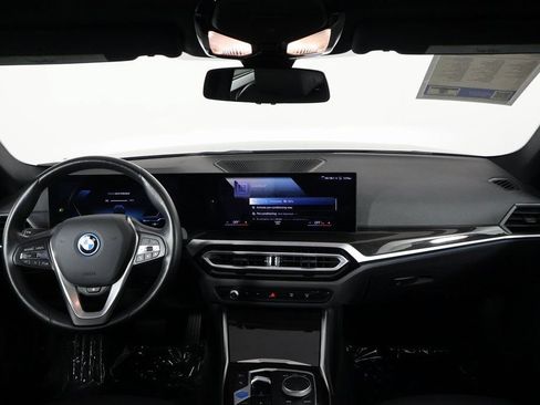 Used 2023 BMW i4 eDrive35 w/ Premium Package RWD image 8