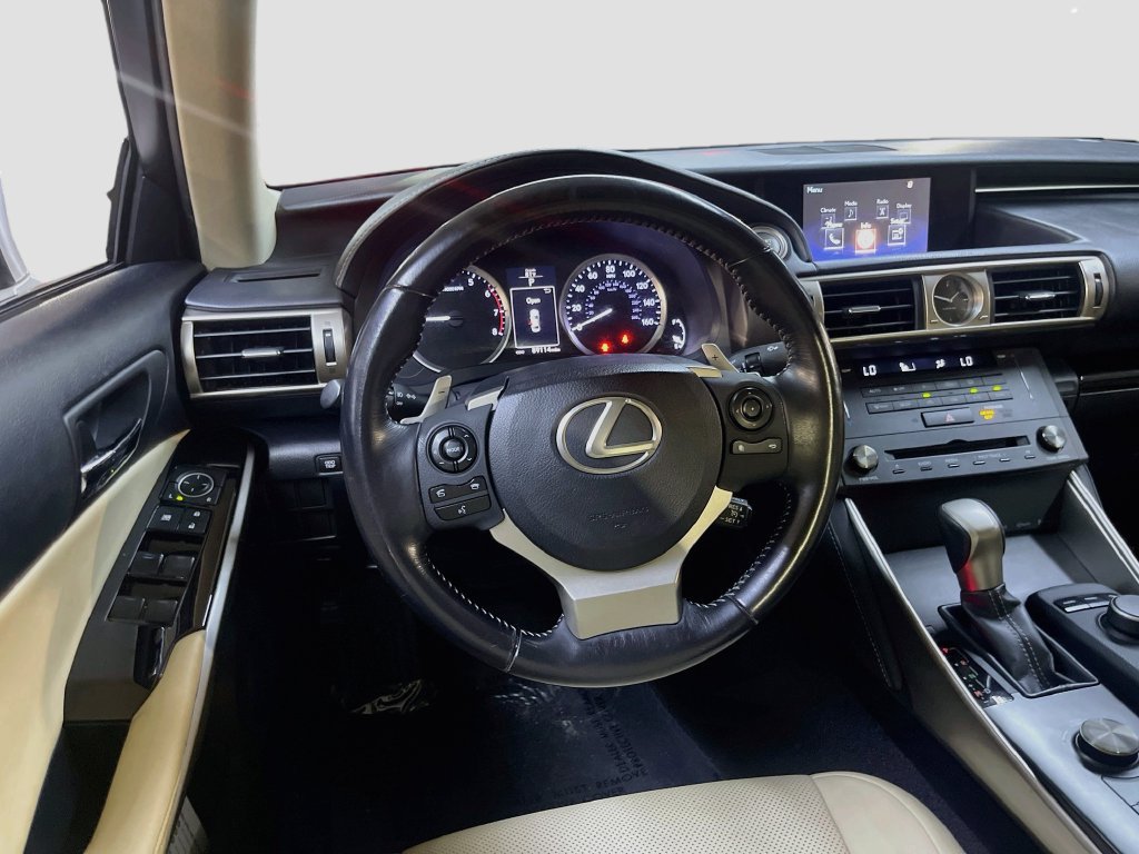 Used 2016 Lexus IS 200t RWD image 21