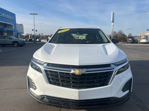 Used 2023 Chevrolet Equinox LS w/ LPO, Floor Liner Package image 2