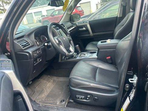Used 2024 Toyota 4Runner Limited AWD/4WD image 8