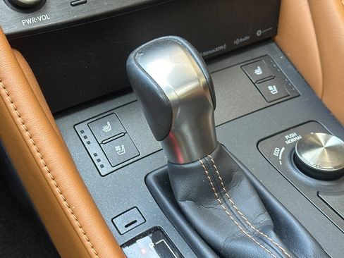Used 2019 Lexus RC 300 w/ Premium Package RWD image 33