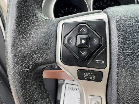 Used 2014 Toyota Sequoia Platinum image 10