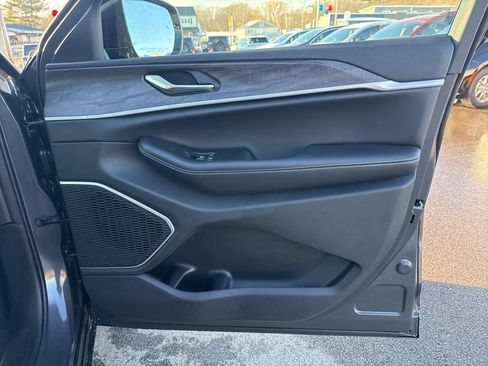 New 2026 Jeep Grand Cherokee Limited image 31