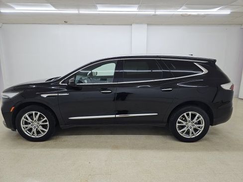 Used 2023 Buick Enclave Essence w/ Experience Buick Package image 19