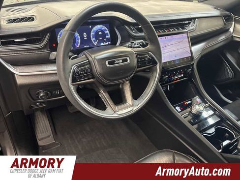 Used 2023 Jeep Grand Cherokee L Overland image 11