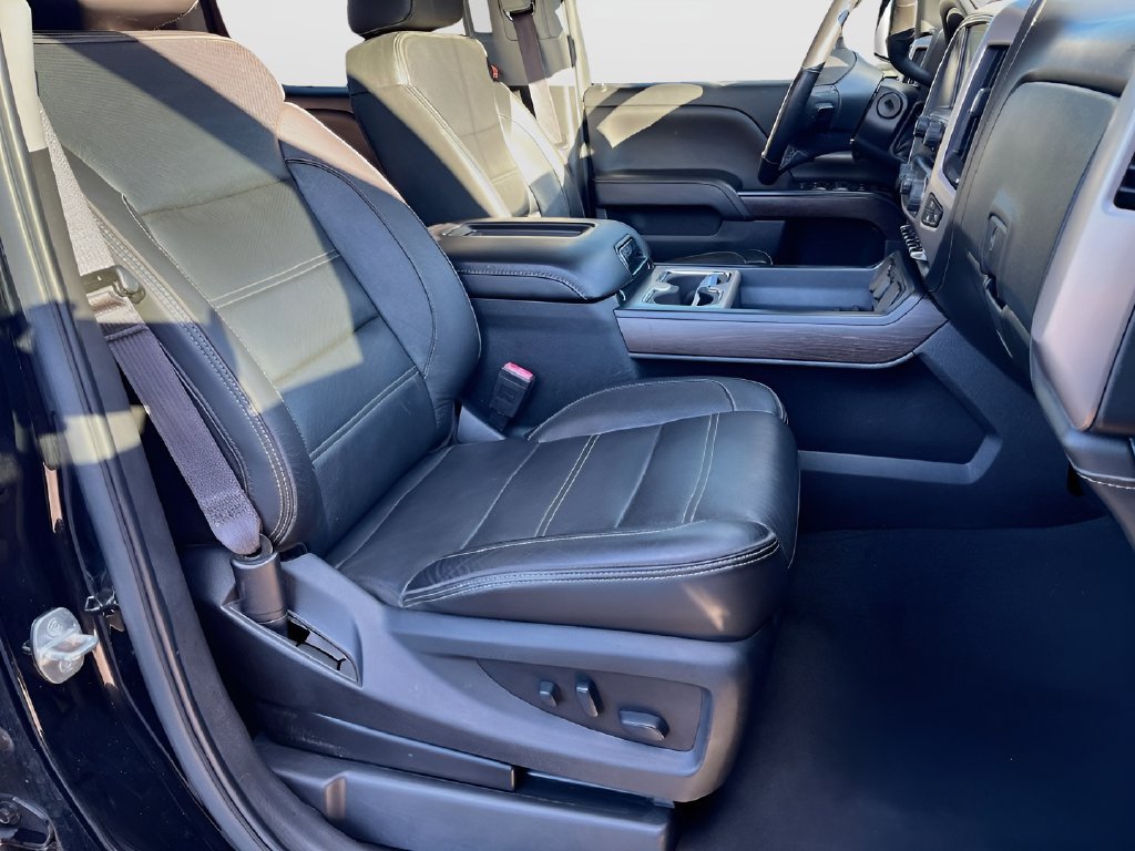 Used 2018 GMC Sierra 1500 Denali w/ Denali Ultimate Package AWD/4WD image 29
