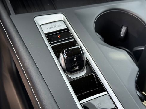 New 2026 Volkswagen Atlas SE FWD image 17