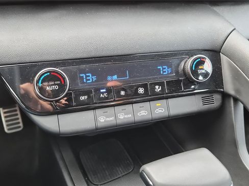 Used 2026 Hyundai Elantra Sport FWD image 20