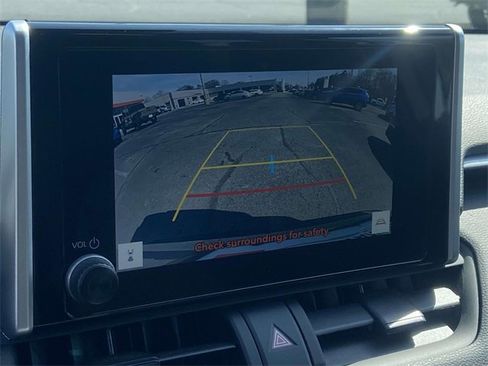 Used 2025 Toyota RAV4 LE image 21