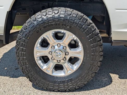 Used 2024 RAM 2500 Big Horn w/ Off Road Package AWD/4WD image 38