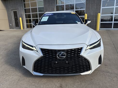 Used 2022 Lexus IS 300 AWD w/ Premium Package image 3