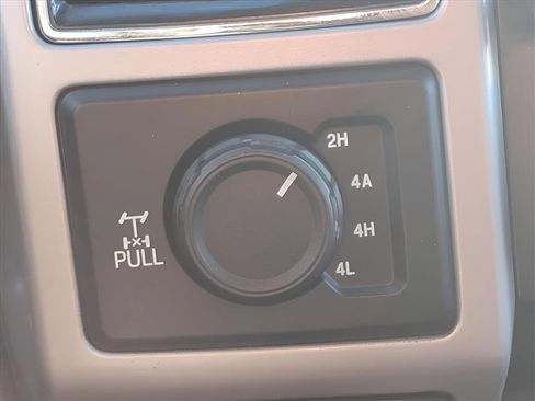 Used 2017 Ford F150 Lariat w/ Equipment Group 502A Luxury image 18