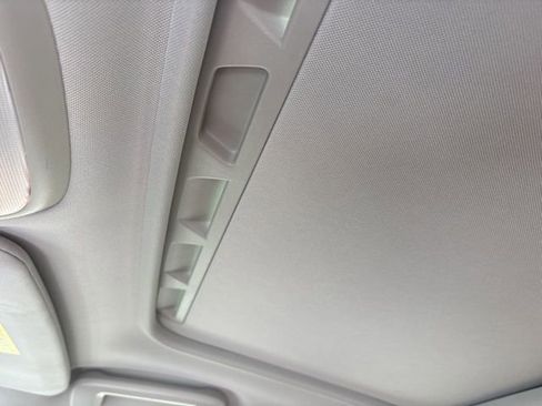 Used 2018 Volvo S60 T5 Inscription w/ Technology Package image 10